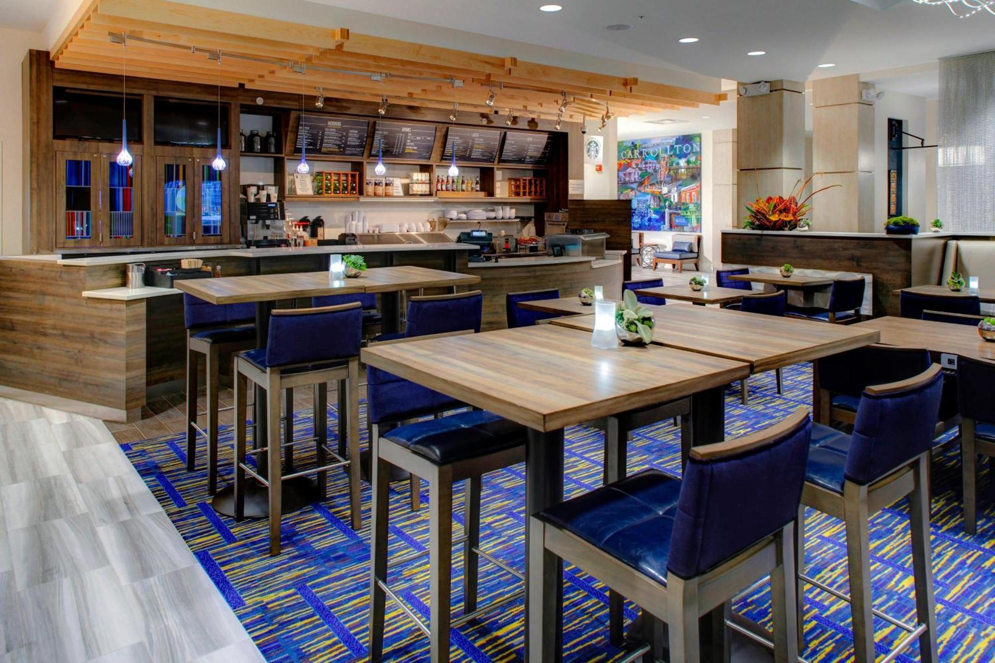 Courtyard By Marriott Carrollton Hotel Ngoại thất bức ảnh