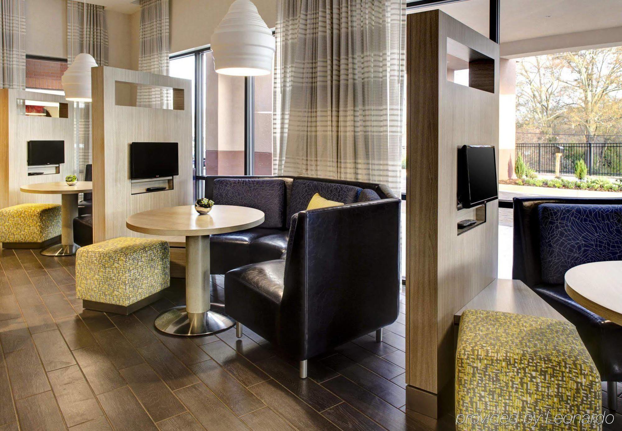 Courtyard By Marriott Carrollton Hotel Ngoại thất bức ảnh